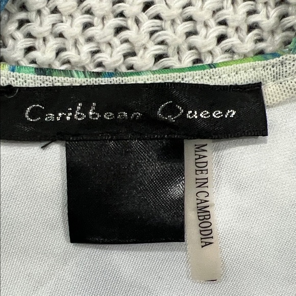 Caribbean Queen Tropical Green and Blue Backless Dress - Picture 2 of 12